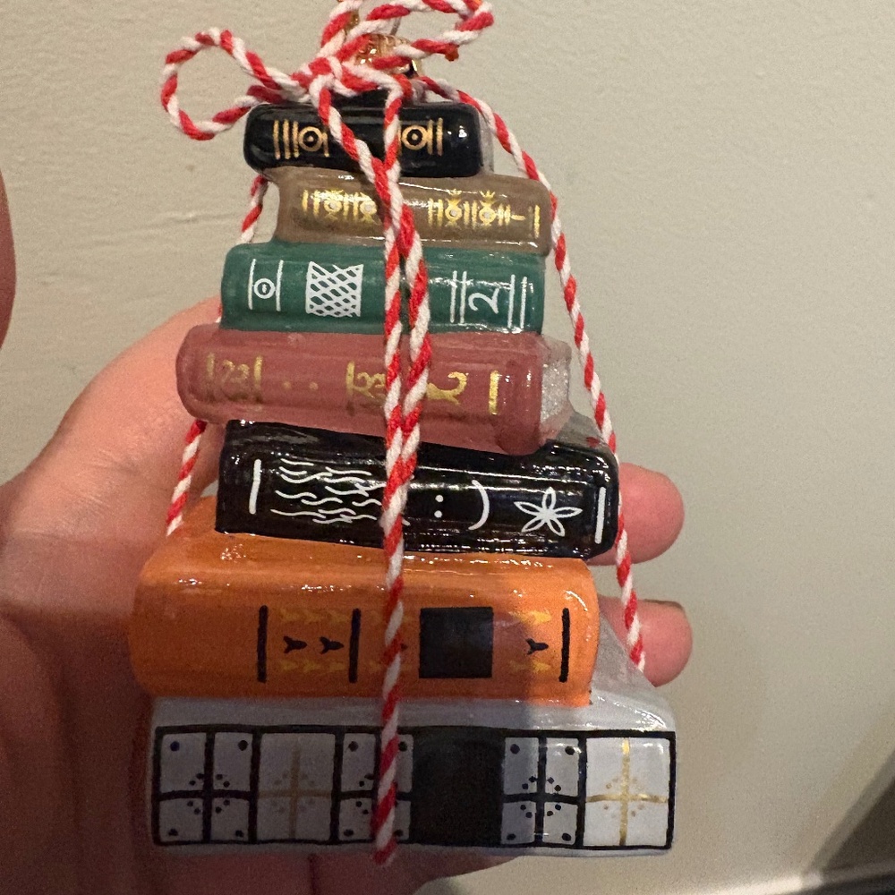 Cute stack of books ornament - perfrct christmas gift